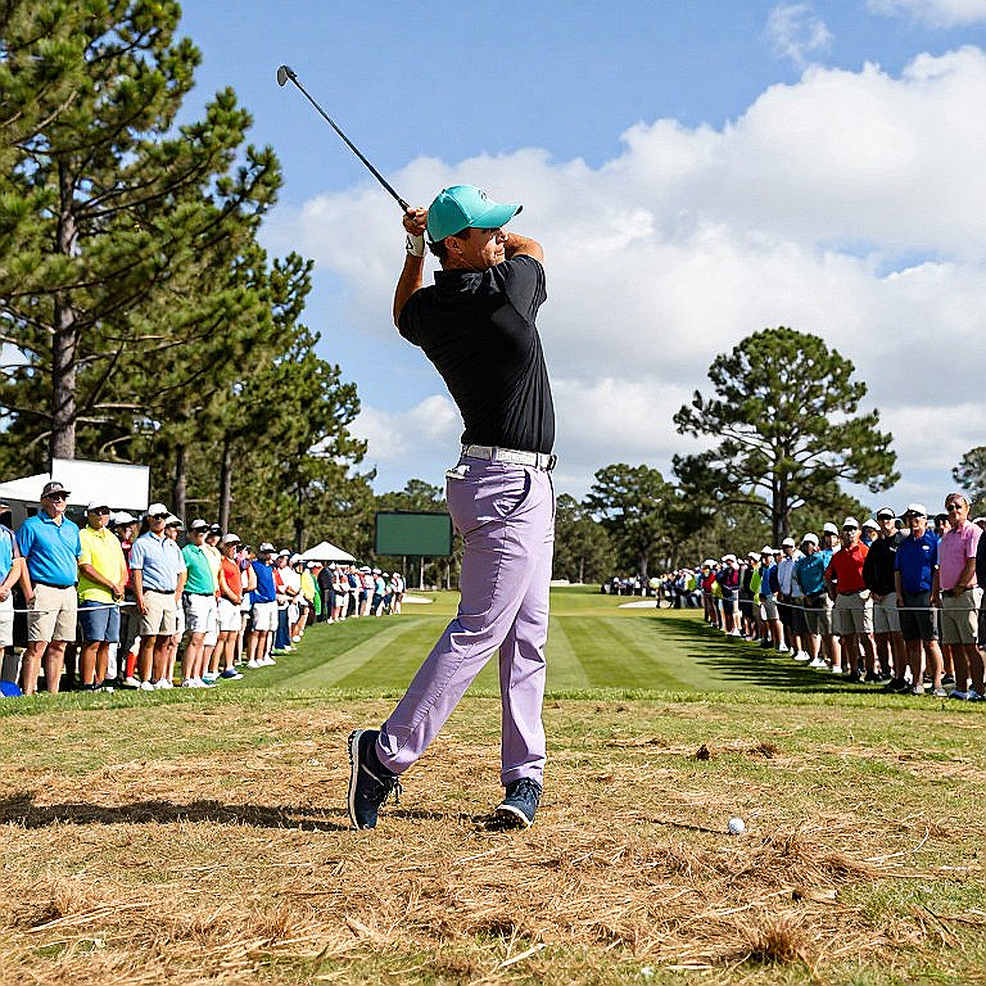 Đọc một mùa golf qua tám tầng dữ liệu